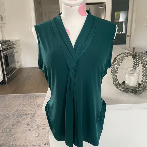 Mandy Evans Pull On Sleeveless V Neck Poly Blend Top Emerald Green Sz XL NWOT - Picture 4 of 12